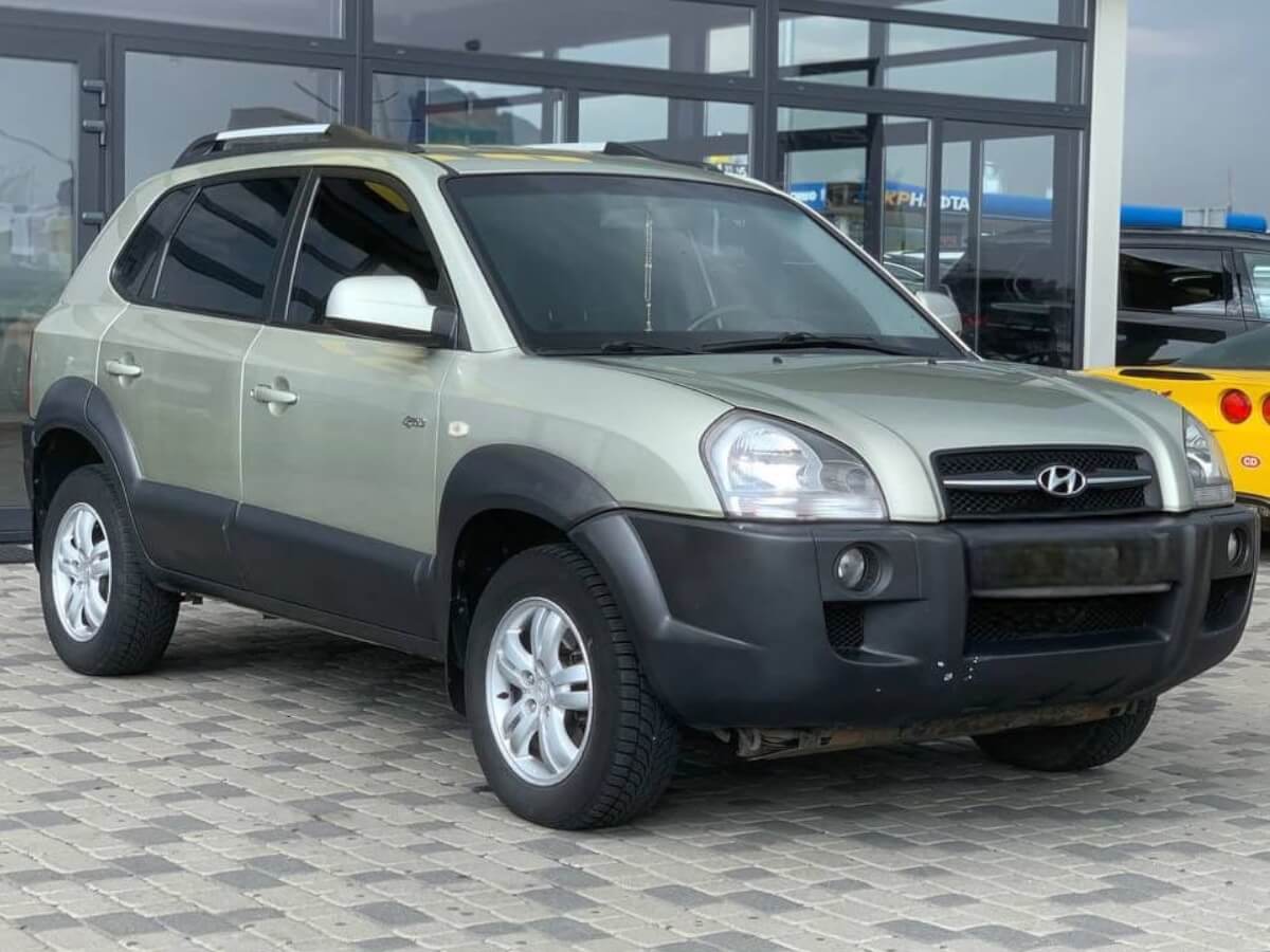 Цоколь ламп Hyundai Tucson (2003-2009 роки)